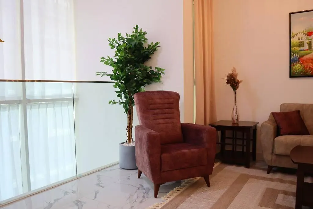 Lovely 3Br Oasis With Pool & Private Parking In Masdar City Abu Dhabi