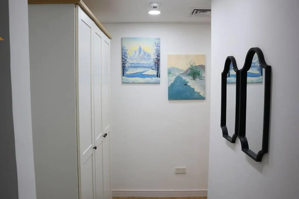 Lovely 3Br Oasis With Pool & Private Parking In Masdar City Abu Dhabi 0*,